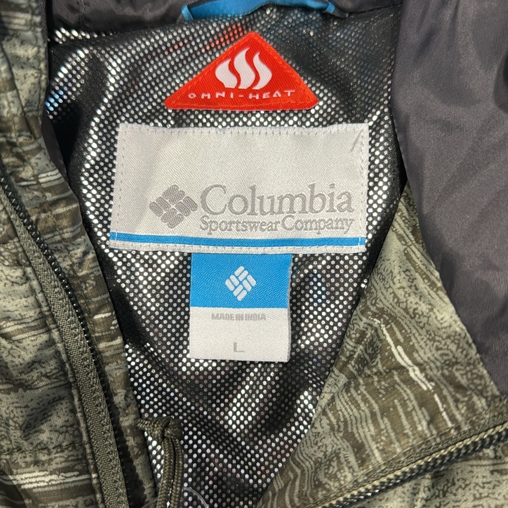 Brand new Columbia men’s jacket. Size large. Jacket with tags on it. - Picture 6 of 9